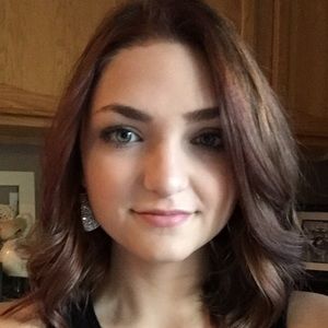 Meet your Posher, Kayla