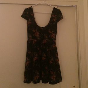 Dress never worn! Super cute, low front and back