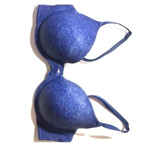 Victoria's Secret Pink lightly lined bra