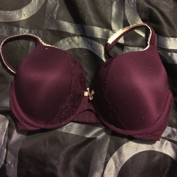34DD bra. Maroon color