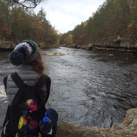 Meet your Posher, Bee