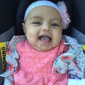 Meet your Posher, Amparo