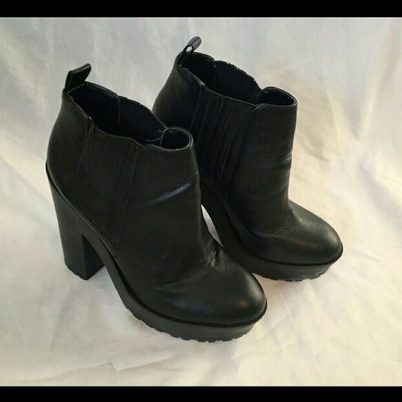 Madden Girl Shoes - Kendall and Kylie Madden Girl Collection Boots