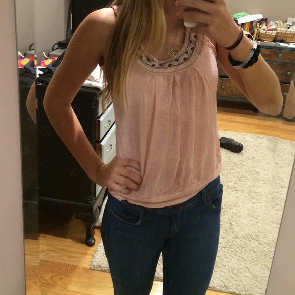 pink embroidered tank top - Picture 2 of 2