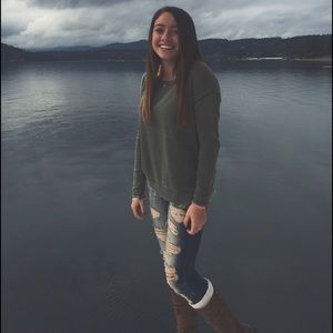 Meet your Posher, Marina