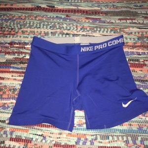 NIKE pro combat short spandex