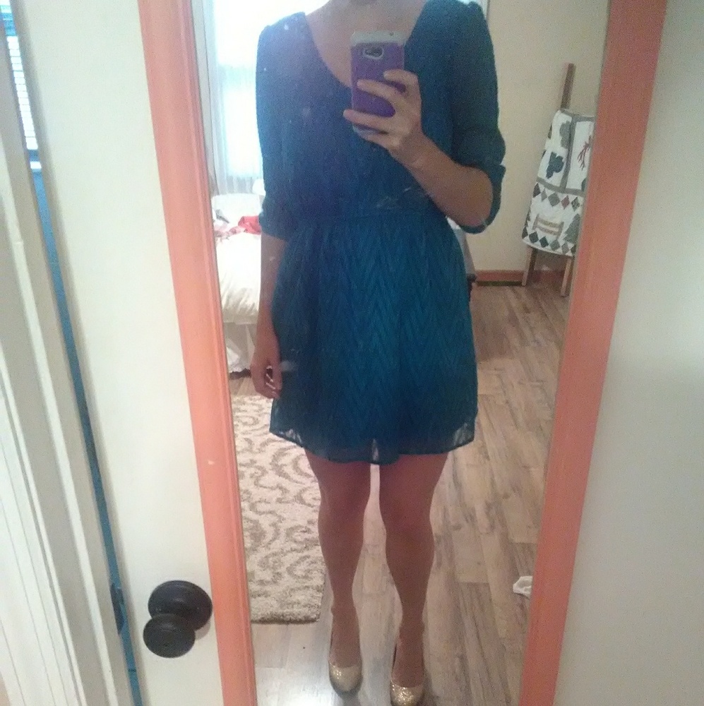 Aqua 3/4 sleeve dress