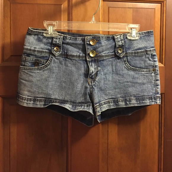 Jean shorts - Picture 1 of 2