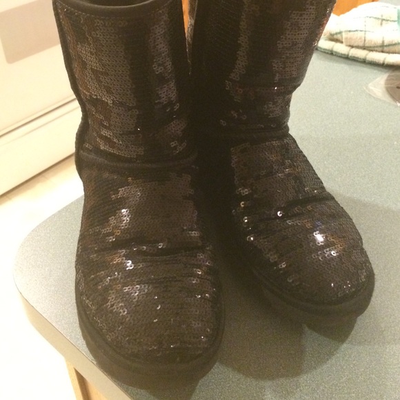 Size 9 Black Sparkly Uggs