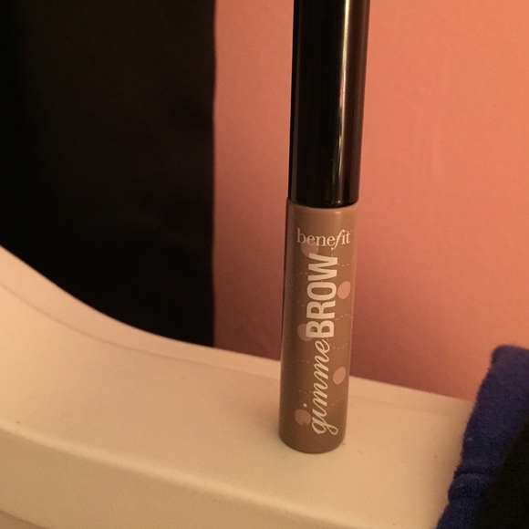 Benefit 'Gimmie Brow'
