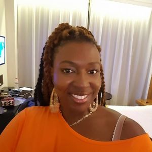 Meet your Posher, Aaisha