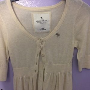 Abercrombie cardigan! BEAUTIFUL! Great material!