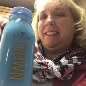 Meet your Posher, Cynthia