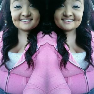 Meet your Posher, Olivia