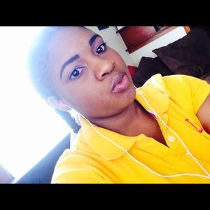 Meet your Posher, Reesha