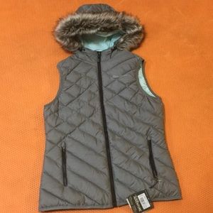 Eddie Bauer Women's Vest with Fur Hood Size Small