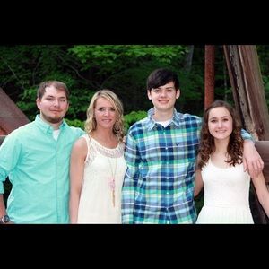 Meet your Posher, Crystal