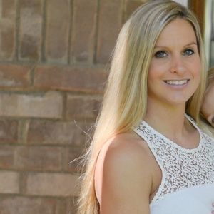 Meet your Posher, Courtney