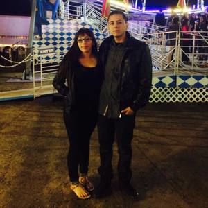 Meet your Posher, C-robert