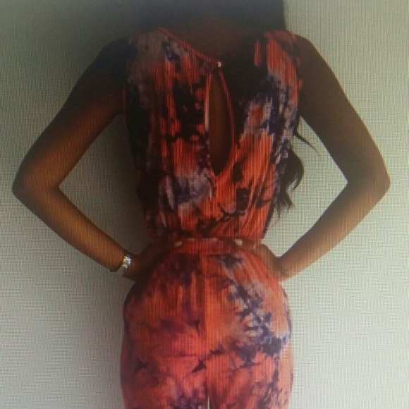 Tie die romper - Picture 3 of 3