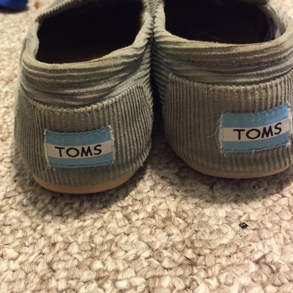 Toms shoes 7.5 - Picture 2 of 3