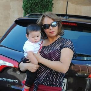 Meet your Posher, Alejandra