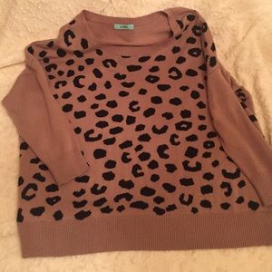 Oversized Leopard print sweater