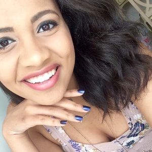 Meet your Posher, Natalie