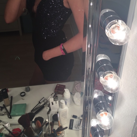 Sparkle romper v neck - Picture 3 of 4