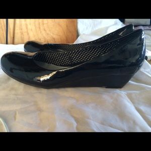 Brand new Madeline Stewart shoes size 8 1/2