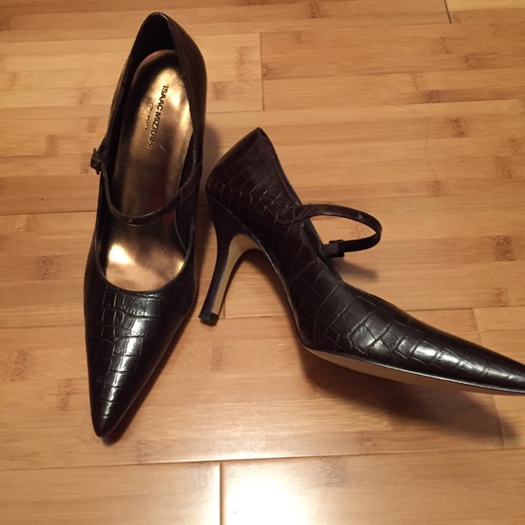 Brown Isaac Mizrahi Mary Janes - size 81/2