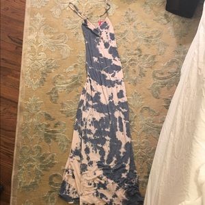 Maxi dress NEVER WORN