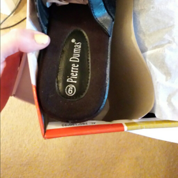 Clogs - Picture 1 of 2