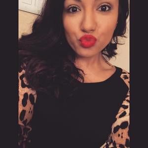 Meet your Posher, Isabella