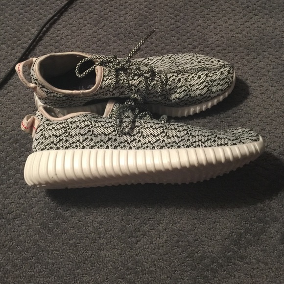 Yeezy boost 350 size 9