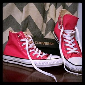 Red Converse