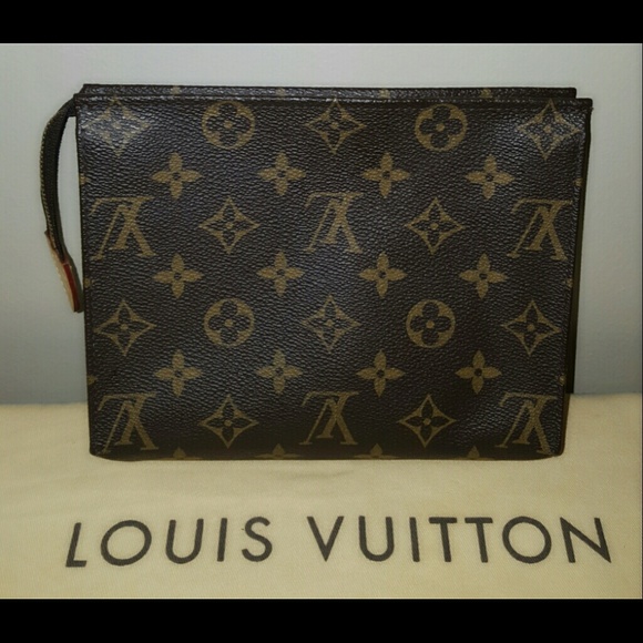 🚫SOLD Authentic Louis Vuitton Toiletry 19 - Picture 2 of 4