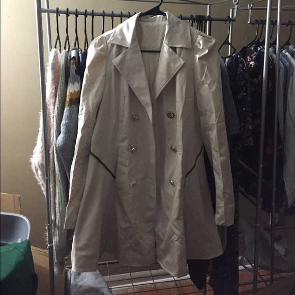Trendy trench !