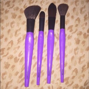 makeup brushes