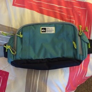 Quiksilver hold all fanny pack!