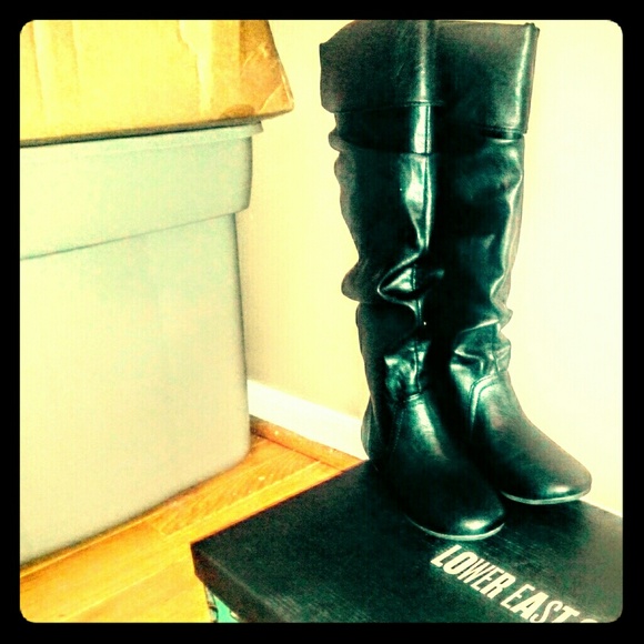 Leather boots