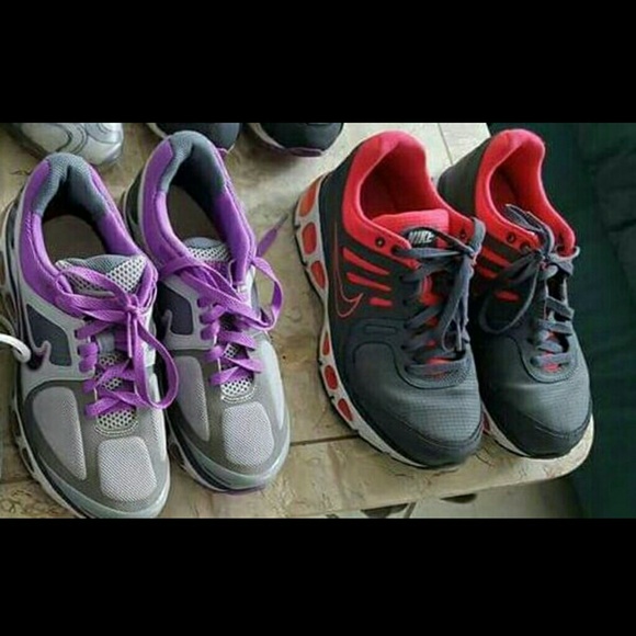 2 pairs Nike Airmax