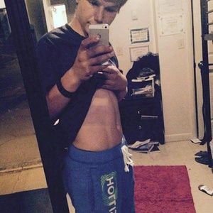 Meet your Posher, Alex