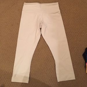 Wunder Under crops