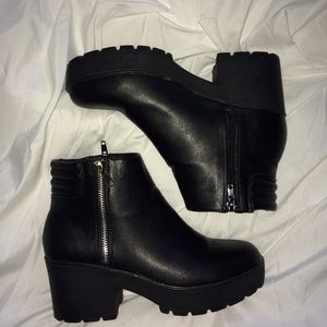 Truffle Collection Chelsea Boots!
