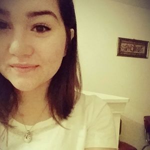 Meet your Posher, Sameera