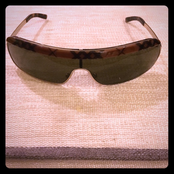 Burberry Sunglasses