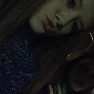 Meet your Posher, Macie