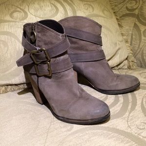 Yin Italian leather suede grey 38