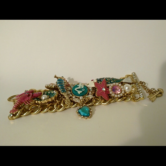 Betsey Johnson bracelet under the sea - Picture 3 of 4